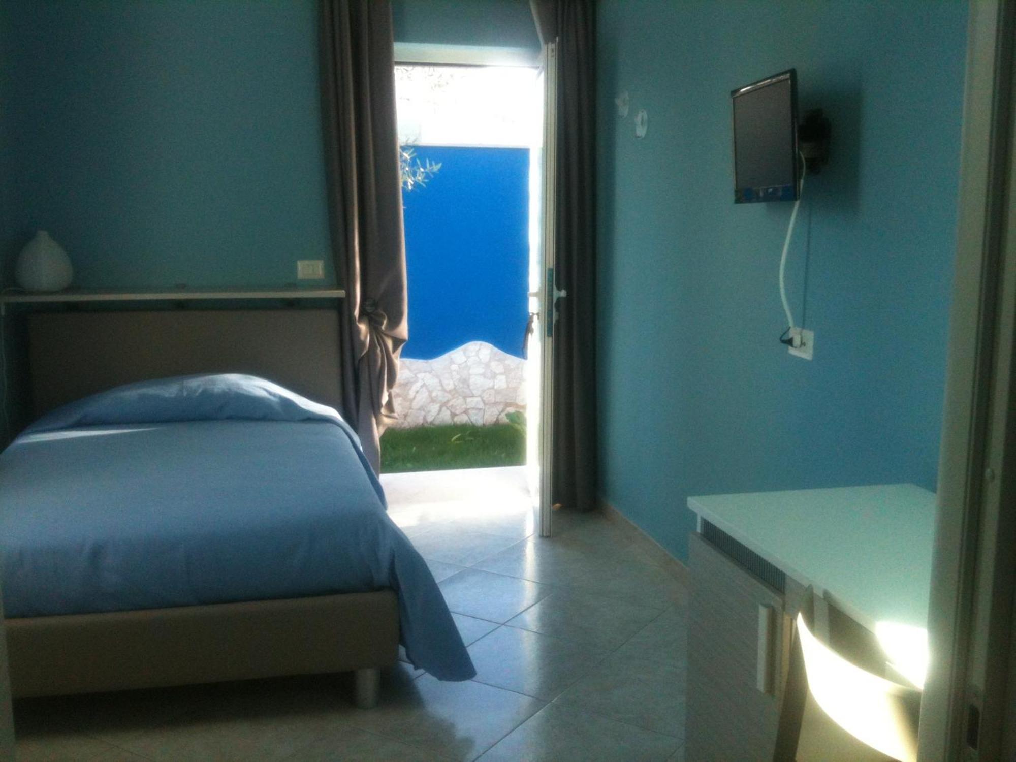 Bed And Breakfast Fly Bari Bilik gambar